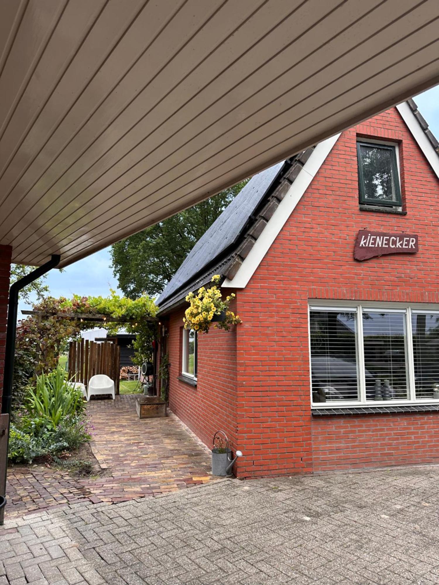 B&B Het Kleine Huisje Emmen Exterior photo